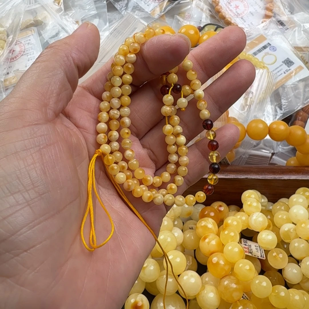 未镶嵌琥珀珠宝奇石