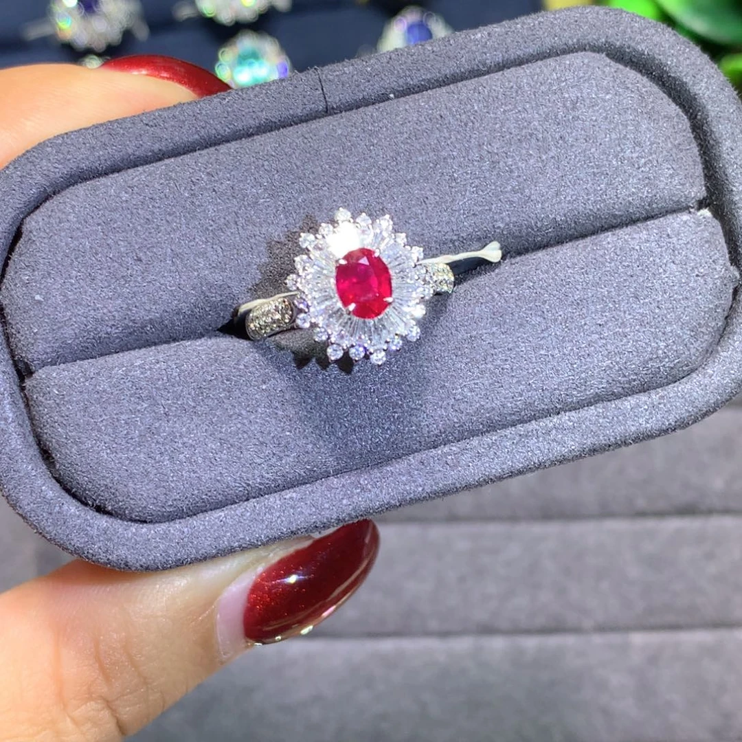 红宝石18K金镶嵌戒指1.04ct