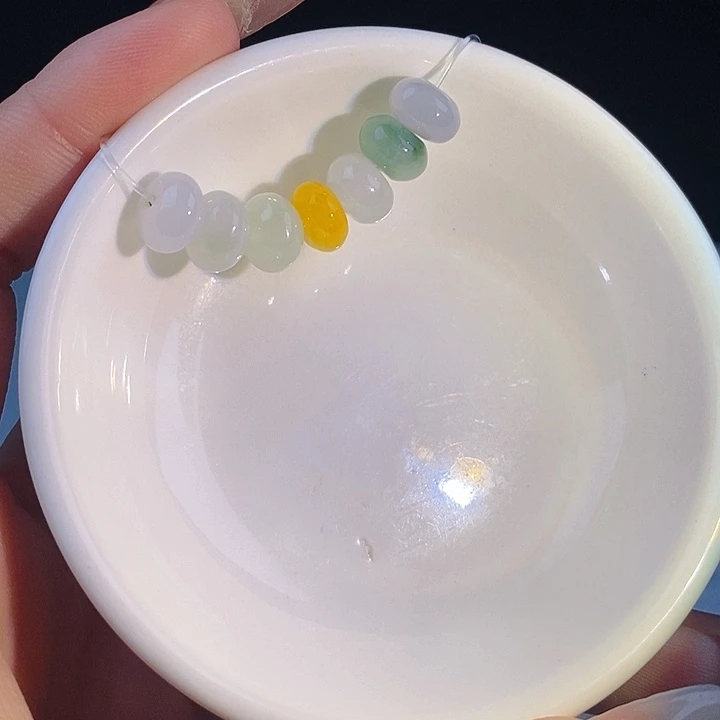 翡翠未镶嵌颈饰15