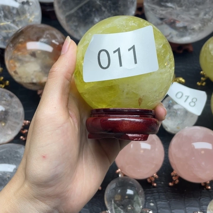 未镶嵌摆件水晶蛮*011 7.8CM