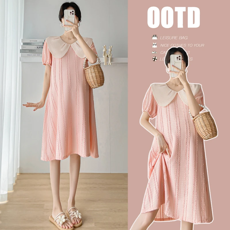 2025夏款孕妇甜美时尚娃娃领肌理感夏季减龄短袖中长款连衣裙