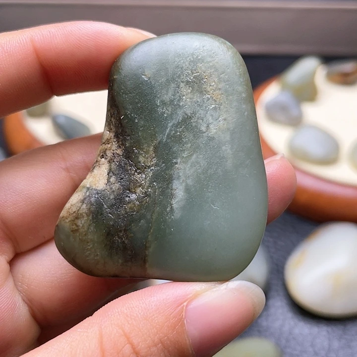 和田玉颈饰未镶嵌17