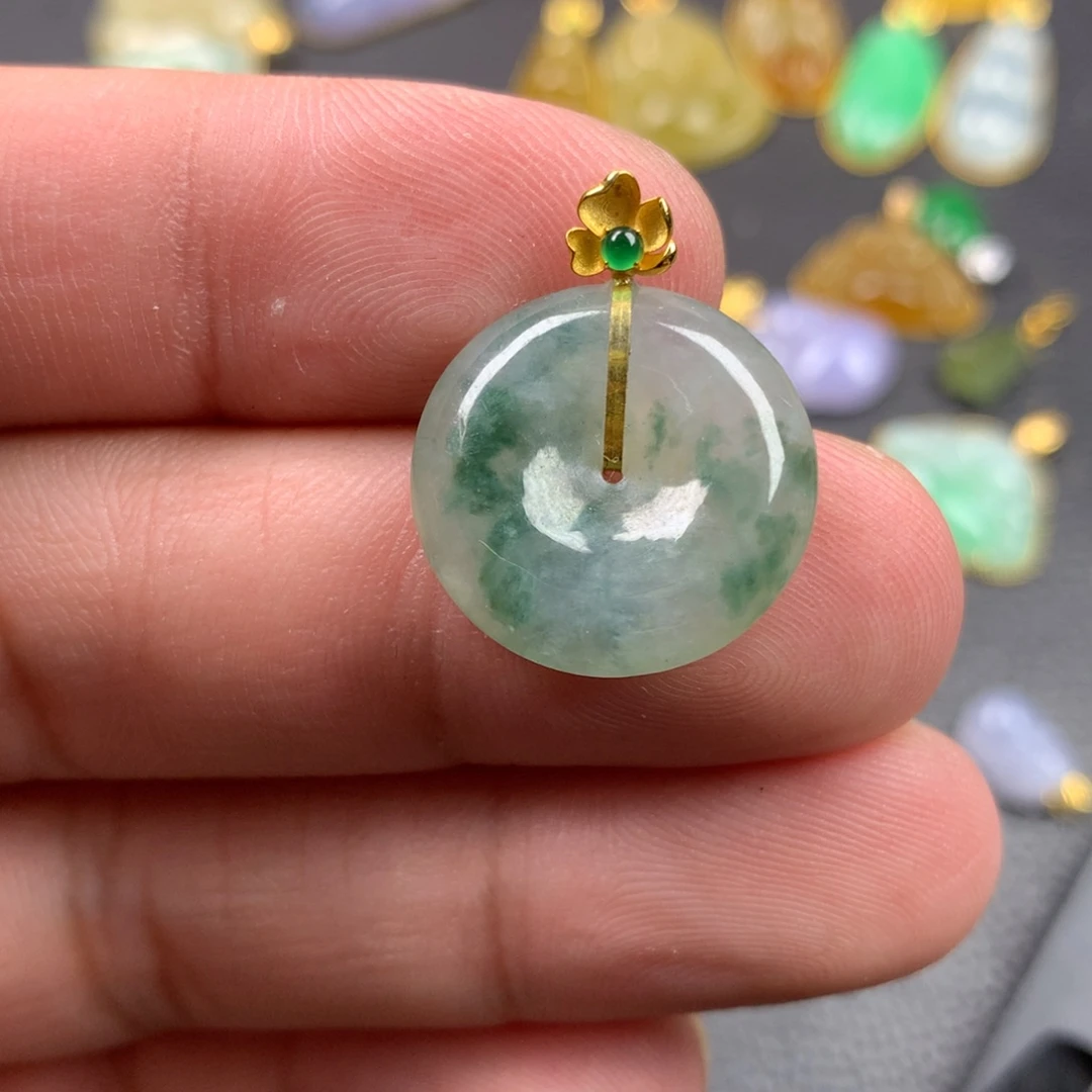 【闪购商品】颈饰18K金镶嵌翡翠翡翠