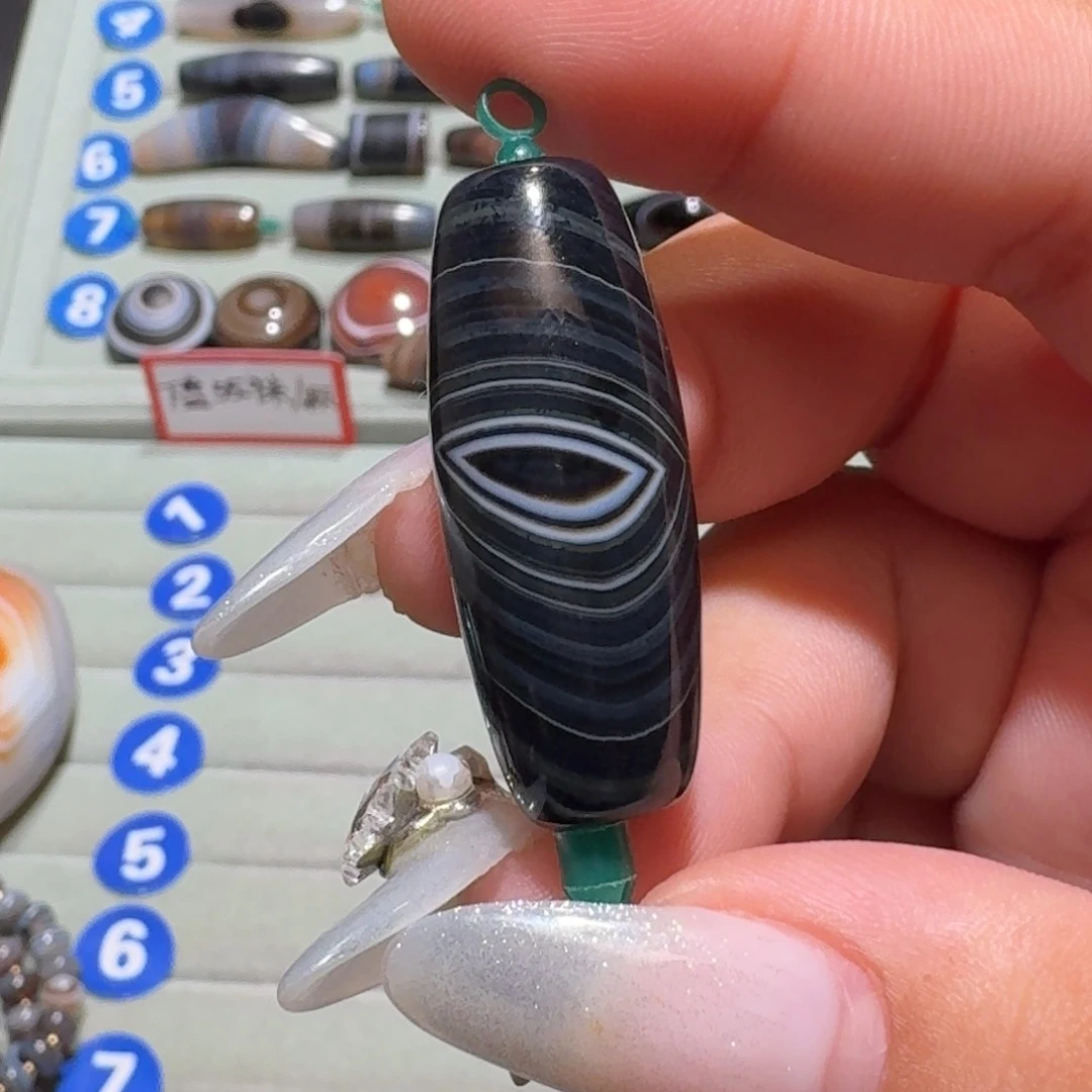 玛瑙/玉髓未镶嵌珠宝半成品