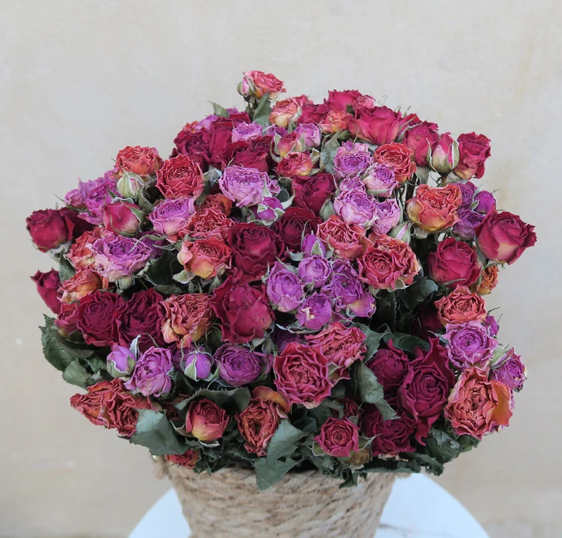玫瑰干花花束:多头玫瑰混搭