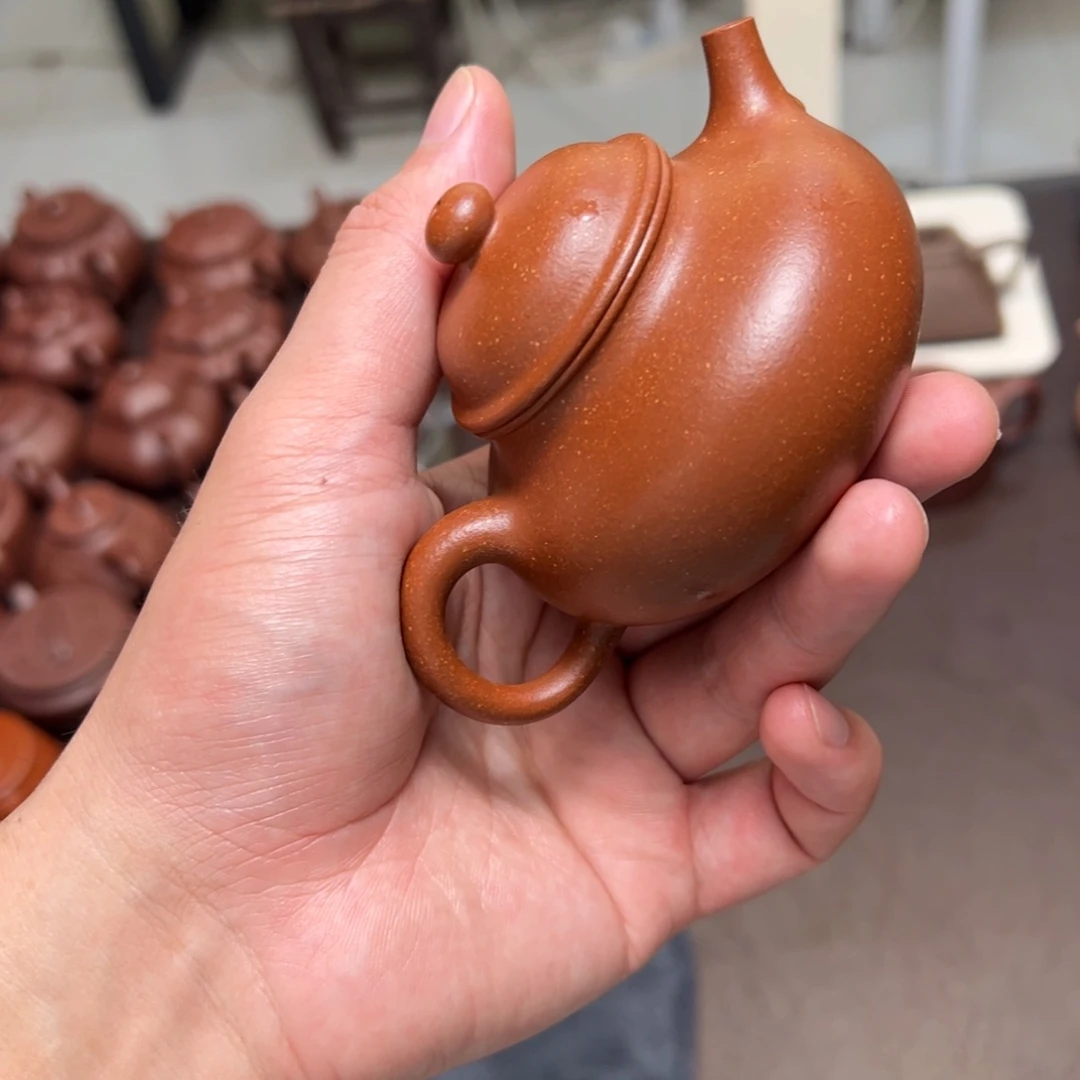 恭***嘴紫砂茶壶宜兴紫砂壶的制作