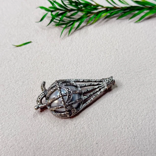 铜合金树脂胸针 【六六中古】孤品银色热气球胸针te2090