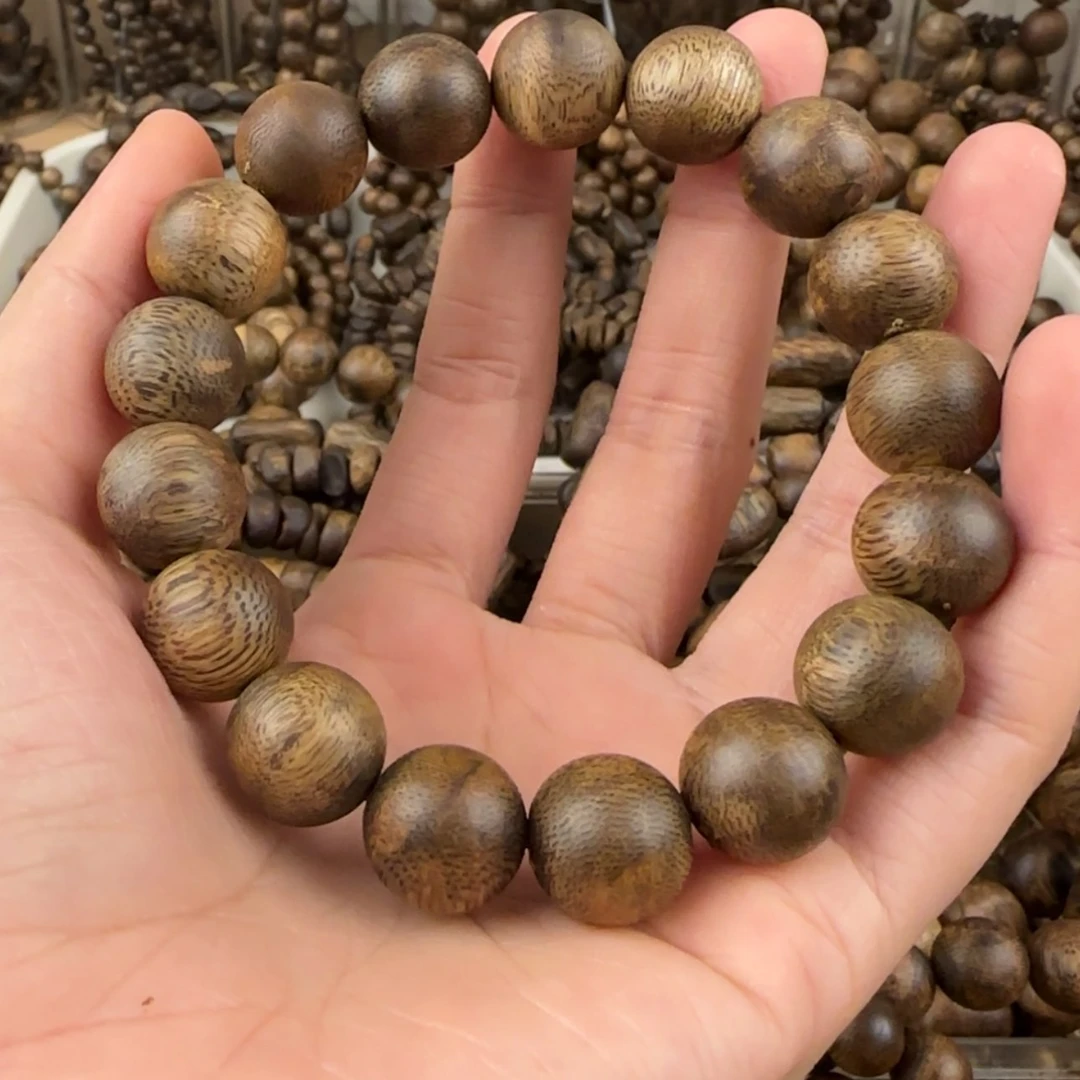 【闪购商品】沉香手串小****i奇楠手串13克卡1.3