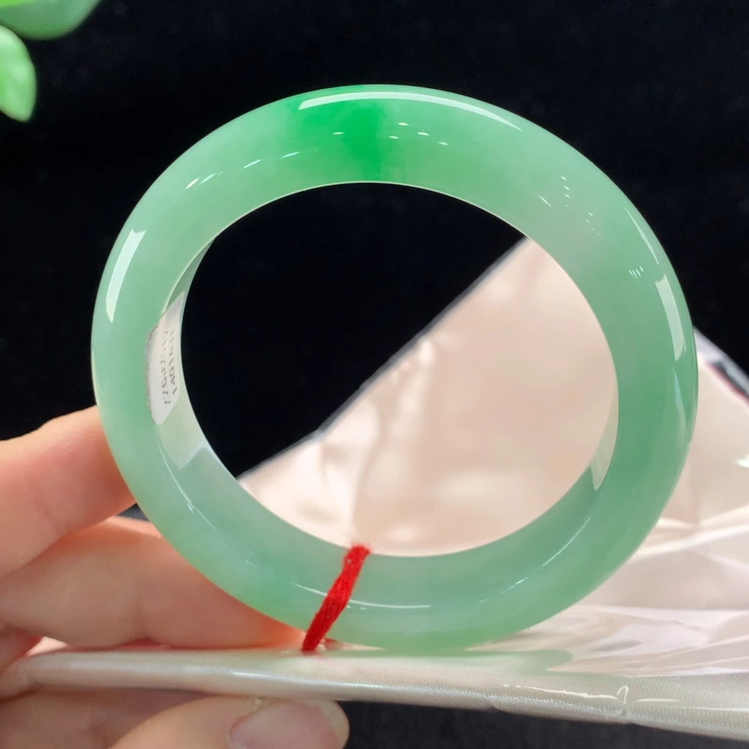 翡翠未镶嵌手镯1631