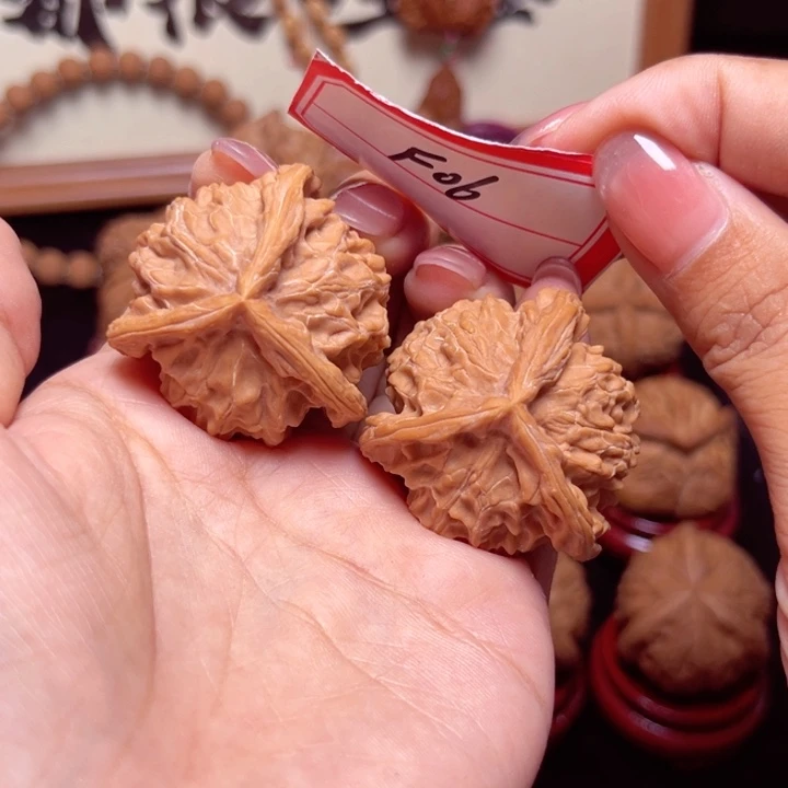 文玩核桃把件37盘山正奔06