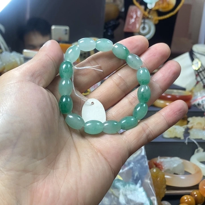 石英质玉（黄龙玉）未镶嵌手链
