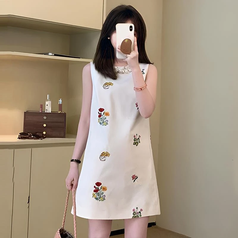FUGB小个子无袖连衣裙2025夏季出游新款刺绣法式短裙显瘦韩版裙子