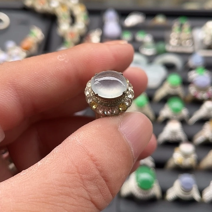 翡翠裸石高冰白蛋铜托