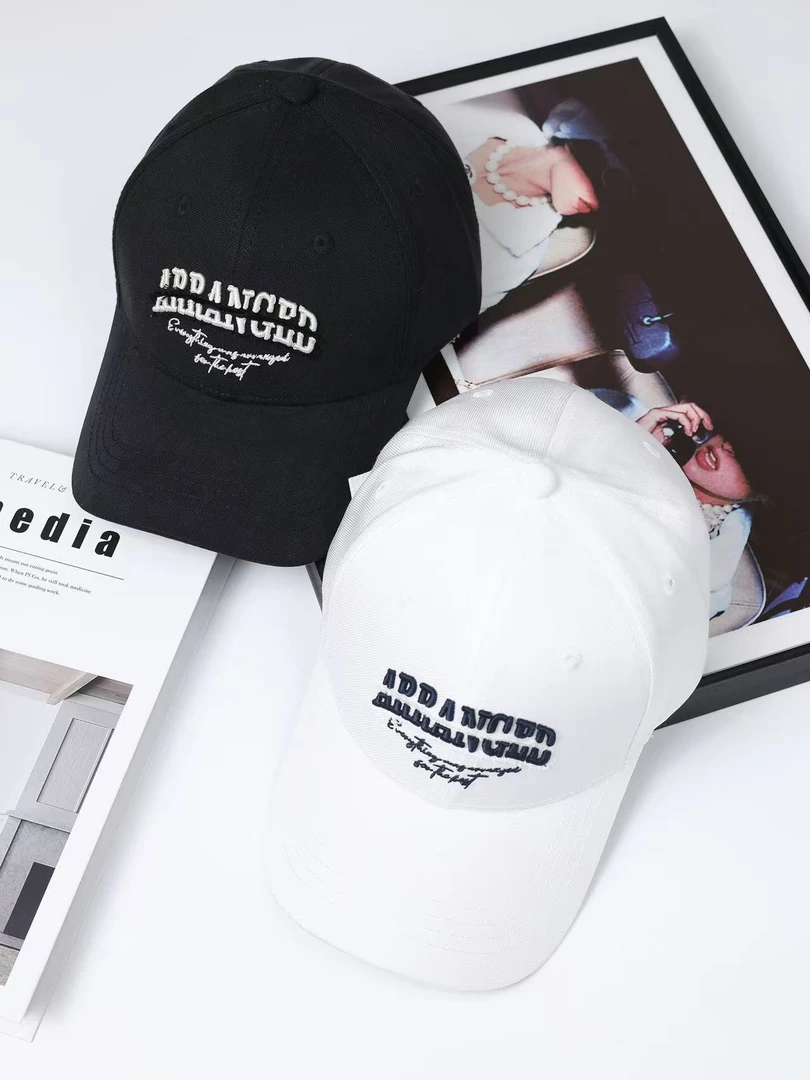 1MZ01依美丁时尚百搭AR刺绣字母棒球帽