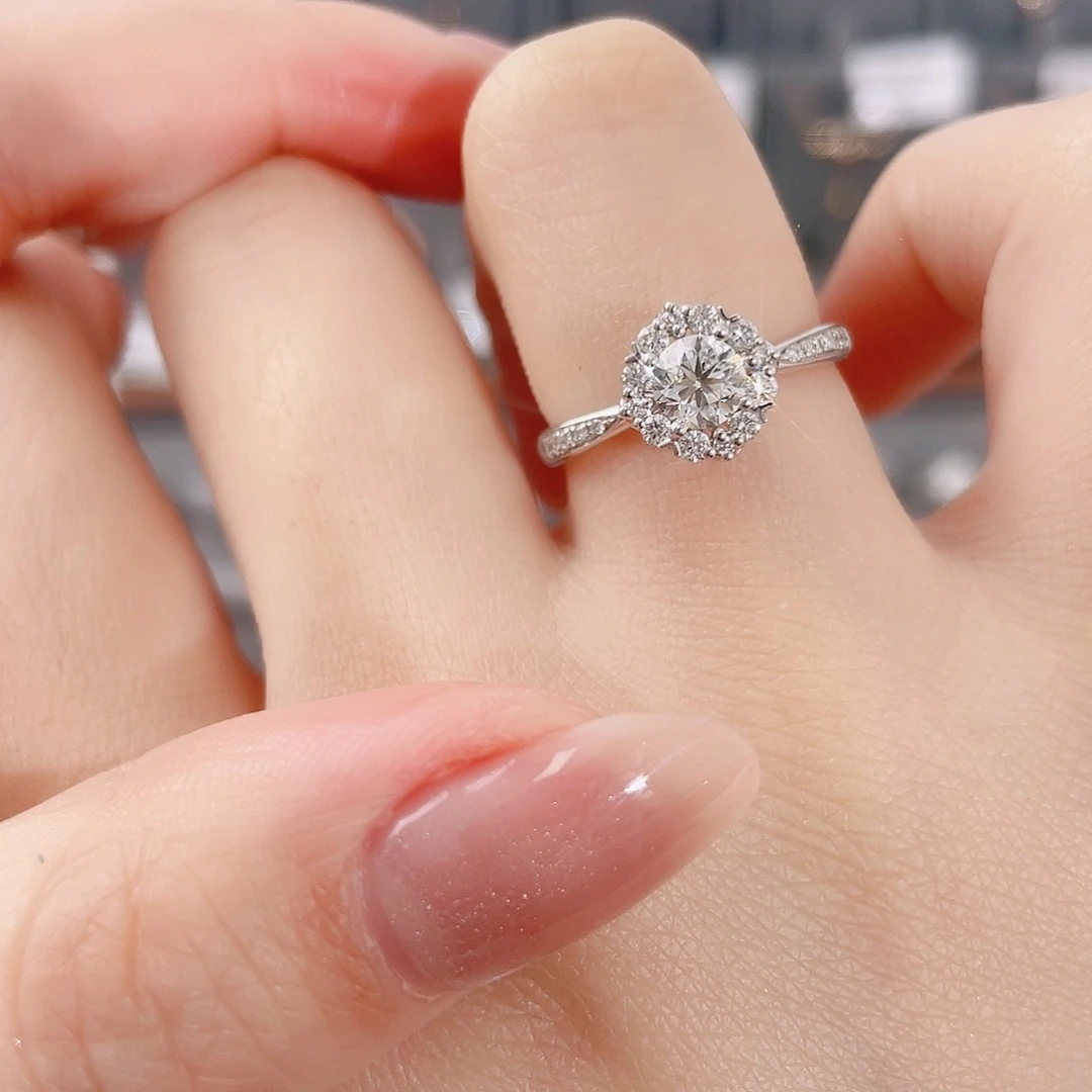 天然钻石戒指/指环18K金镶嵌DS24110184