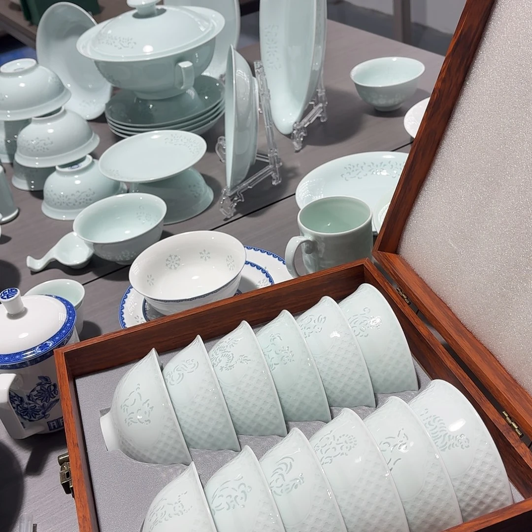 白瓷景德镇青釉生肖米饭碗12个装套装一套