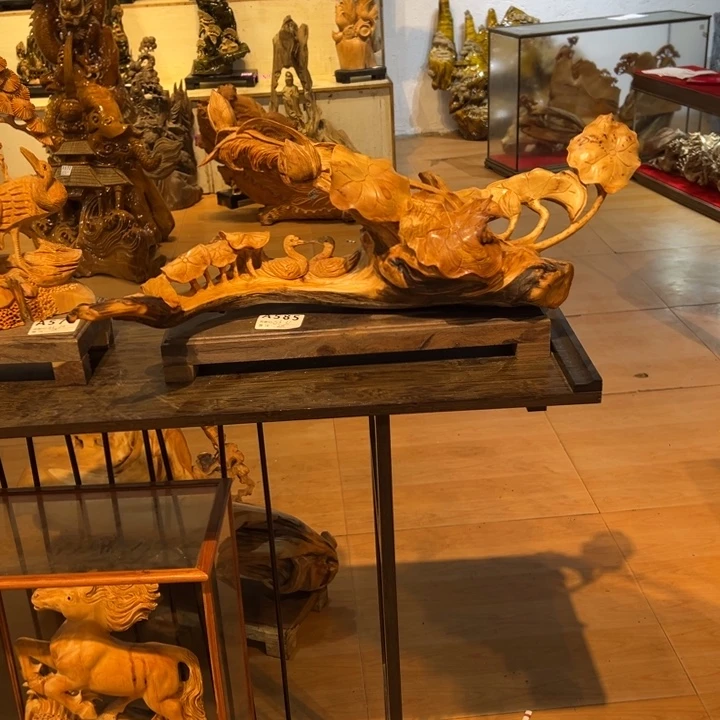 金丝楠幽***?陈化崖柏。