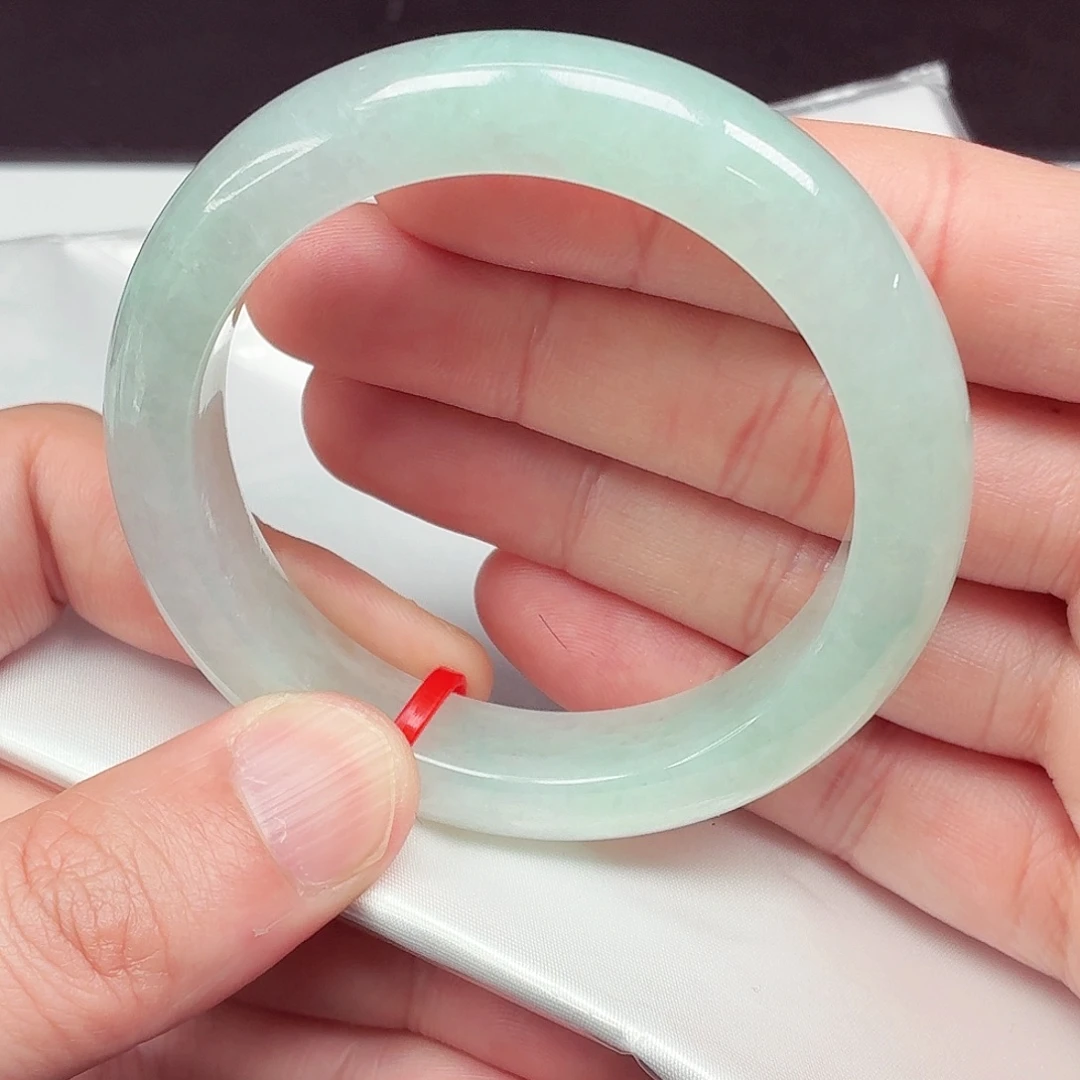 翡翠未镶嵌手镯55.6圈