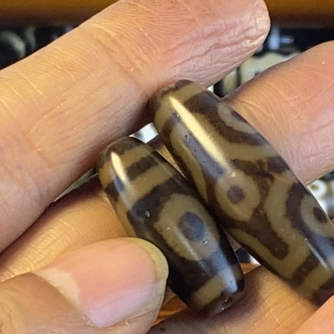 玛瑙/玉髓颈饰未镶嵌乌*