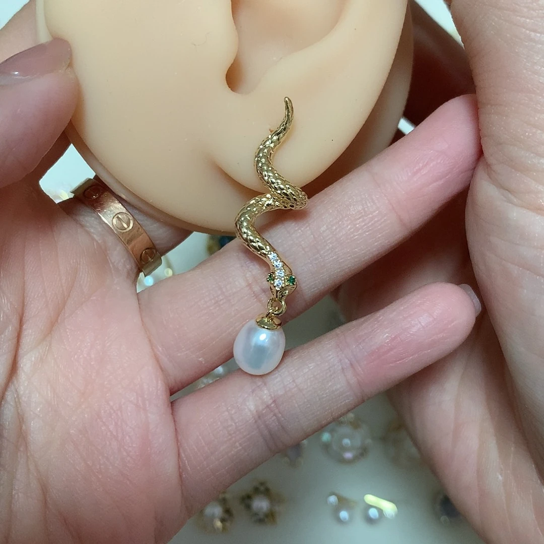 淡水珍珠耳饰合金