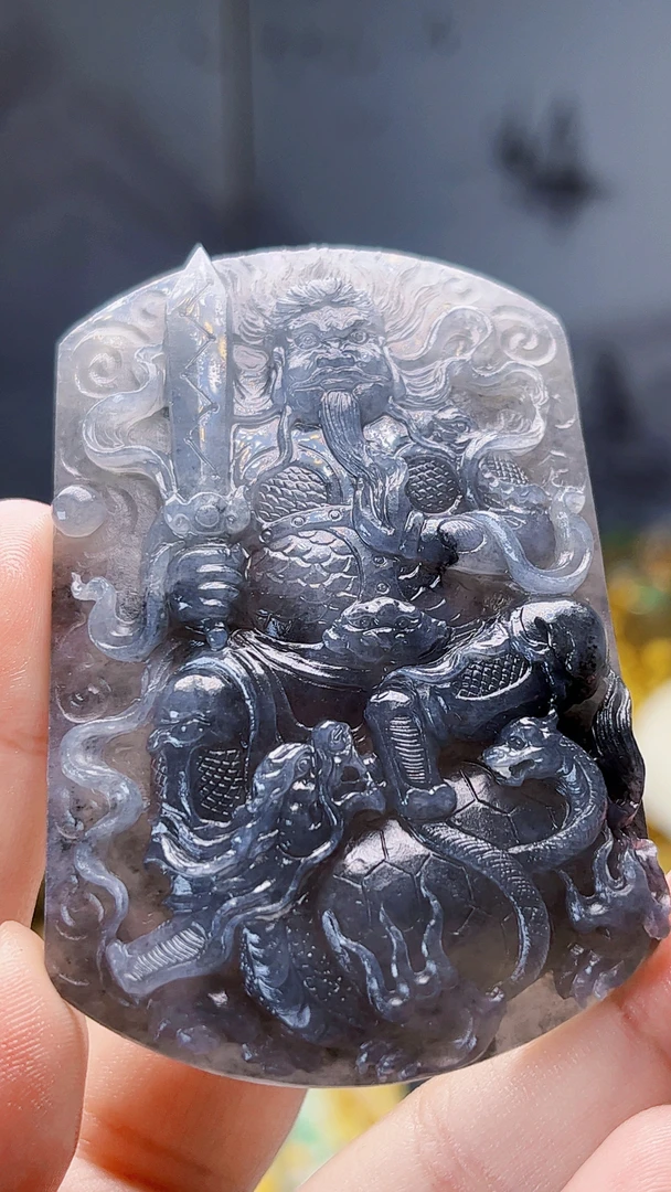 天然缅甸翡翠起冰透冰乌鸡真武大帝毛货买断需抛光尺寸74-48-9