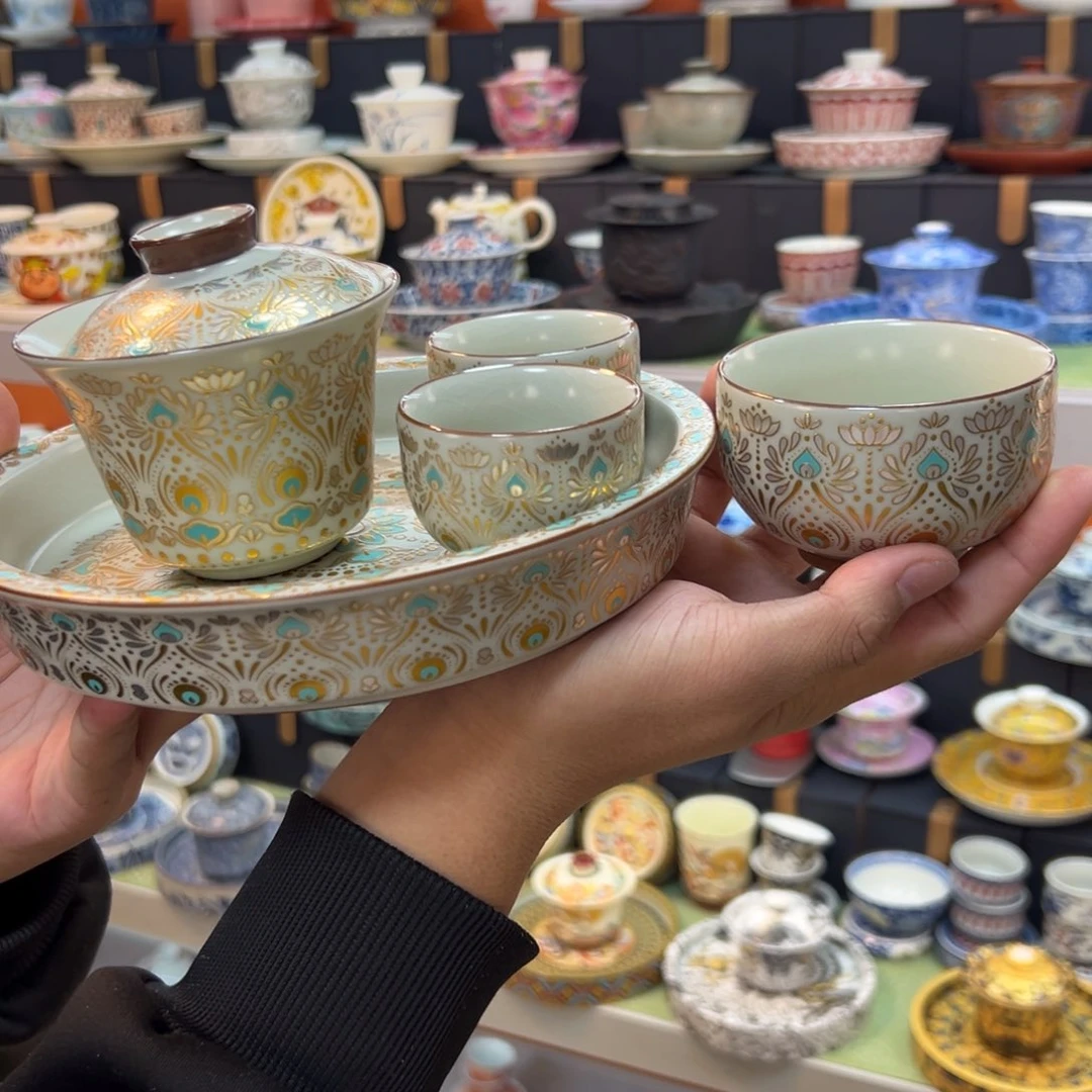 陶瓷健健康康平平安安