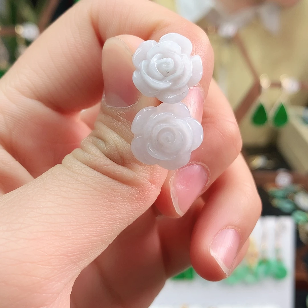 翡翠耳饰未镶嵌耳饰