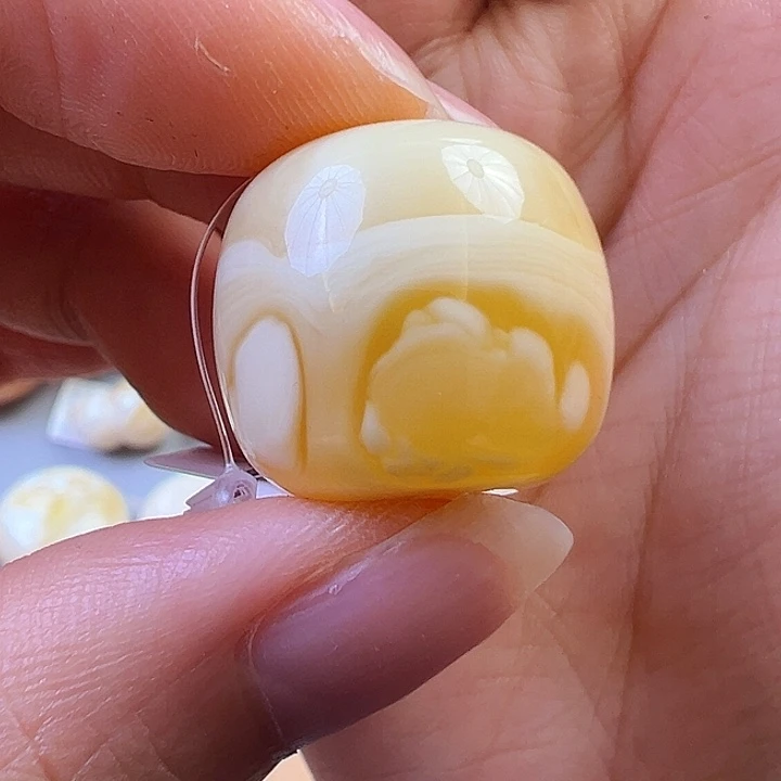 未镶嵌颈饰蜜蜡蜜蜡