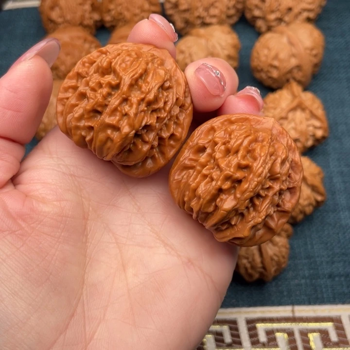 文玩核桃把件四座楼38