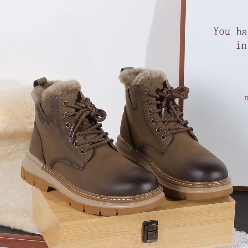 牛皮+羊皮毛一体！VMT-25A5 冬季防水短筒马丁雪地靴户外加厚短靴