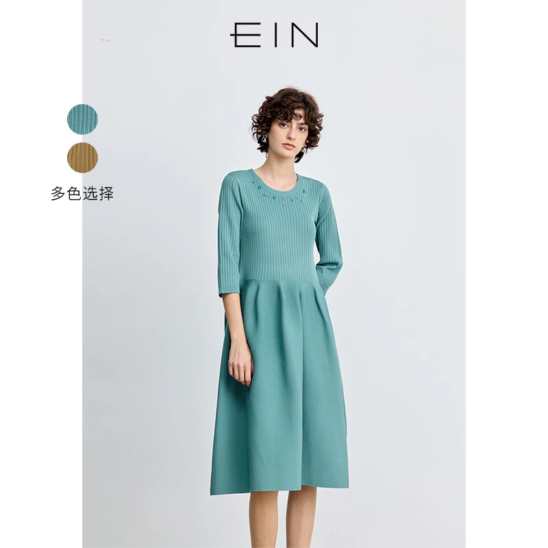 EIN/言多巴胺钉珠设计圆领A字型文艺针织连衣裙2025早春新款