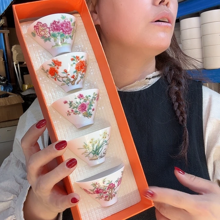 羊脂玉瓷贵妃杯套装微瑕