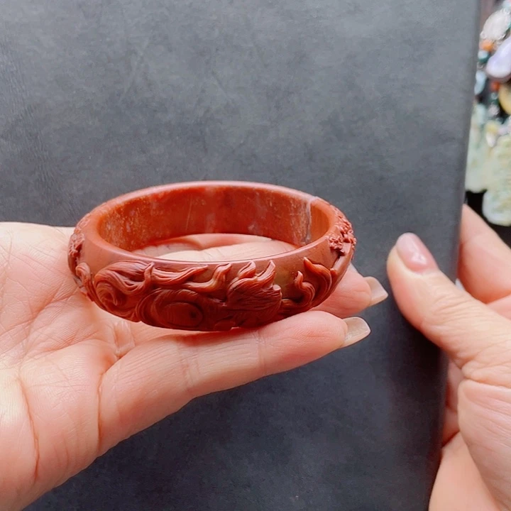 无***南红玛瑙未镶嵌手镯666
