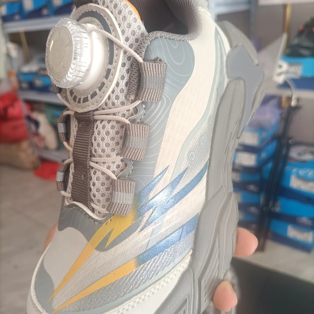 减震运动轻跑鞋男透气跑步鞋防滑运动鞋