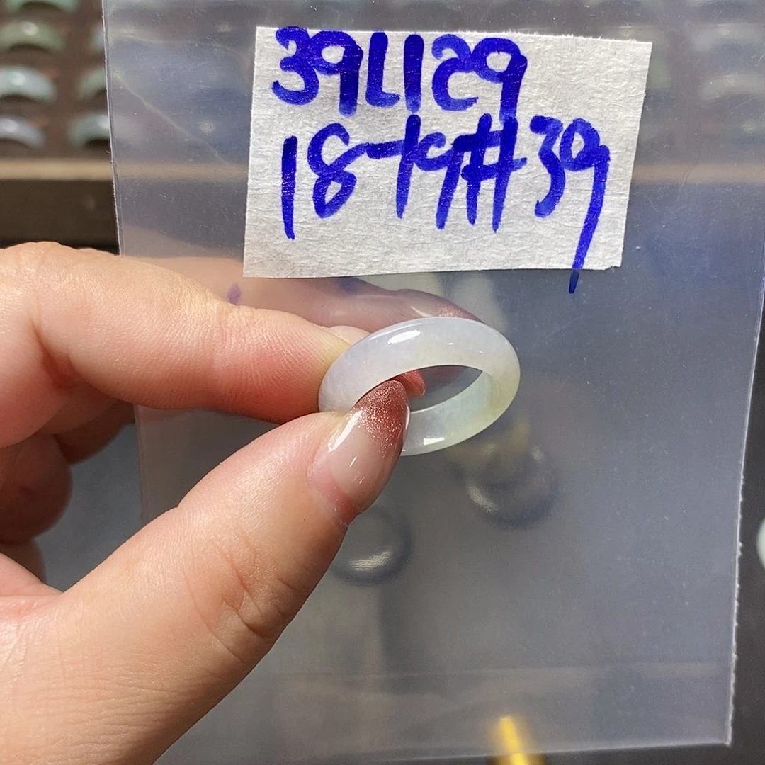未镶嵌定制翡翠翡翠