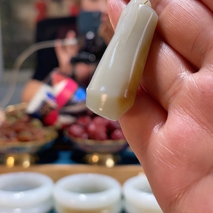 和田玉吊坠(不含链)未镶嵌