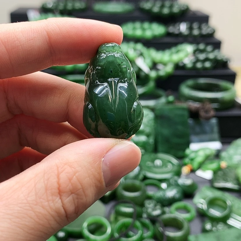 【闪购商品】和田玉（碧玉）吊坠(赠链)未镶嵌岁**好