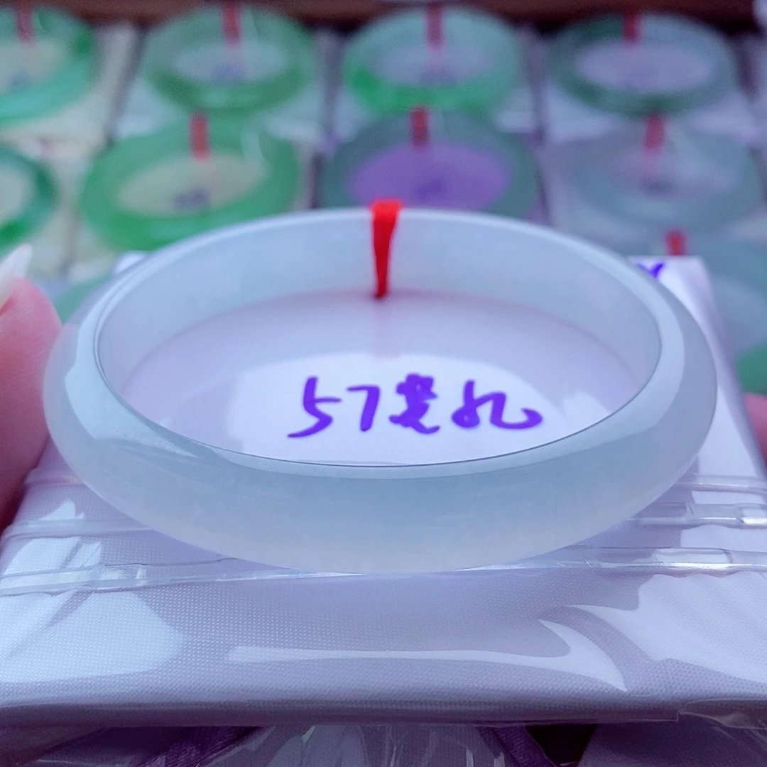 翡翠未镶嵌手镯冰透冰胶起光高贵优雅清新自然