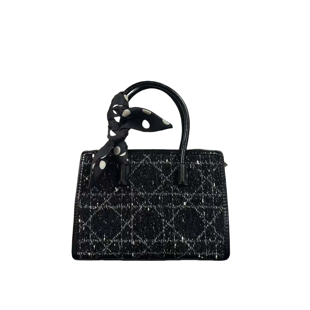 【工厂直销】86256新款时尚简约单肩斜跨女包