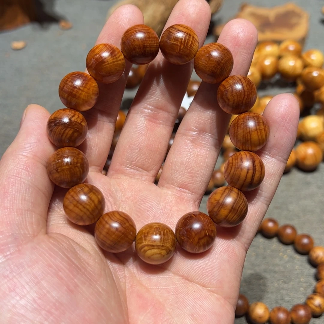 峰***子柏木（崖柏）北太行陈化崖柏