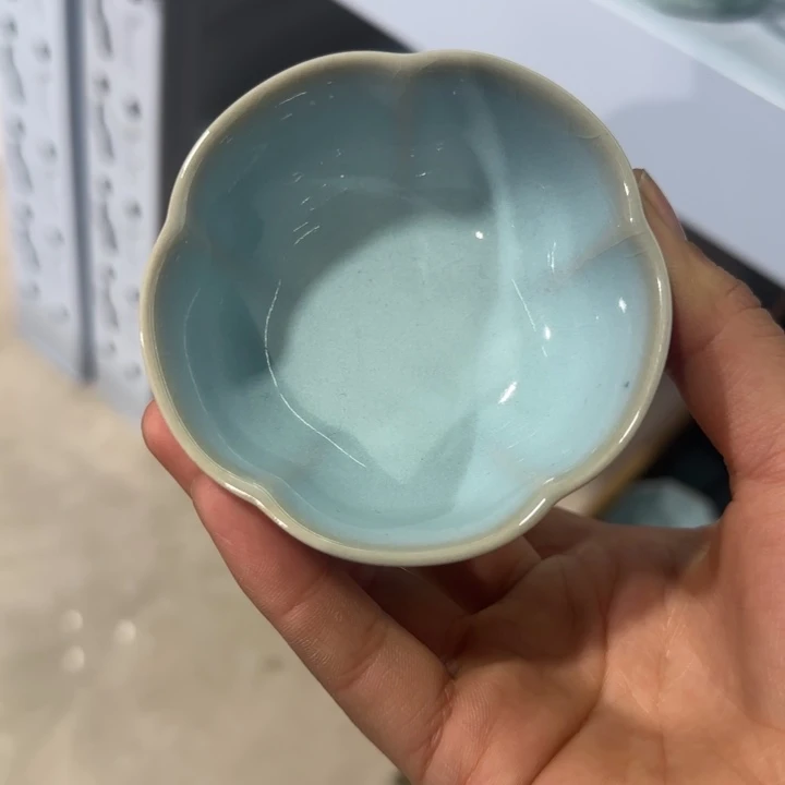 微瑕天青梅花主人杯