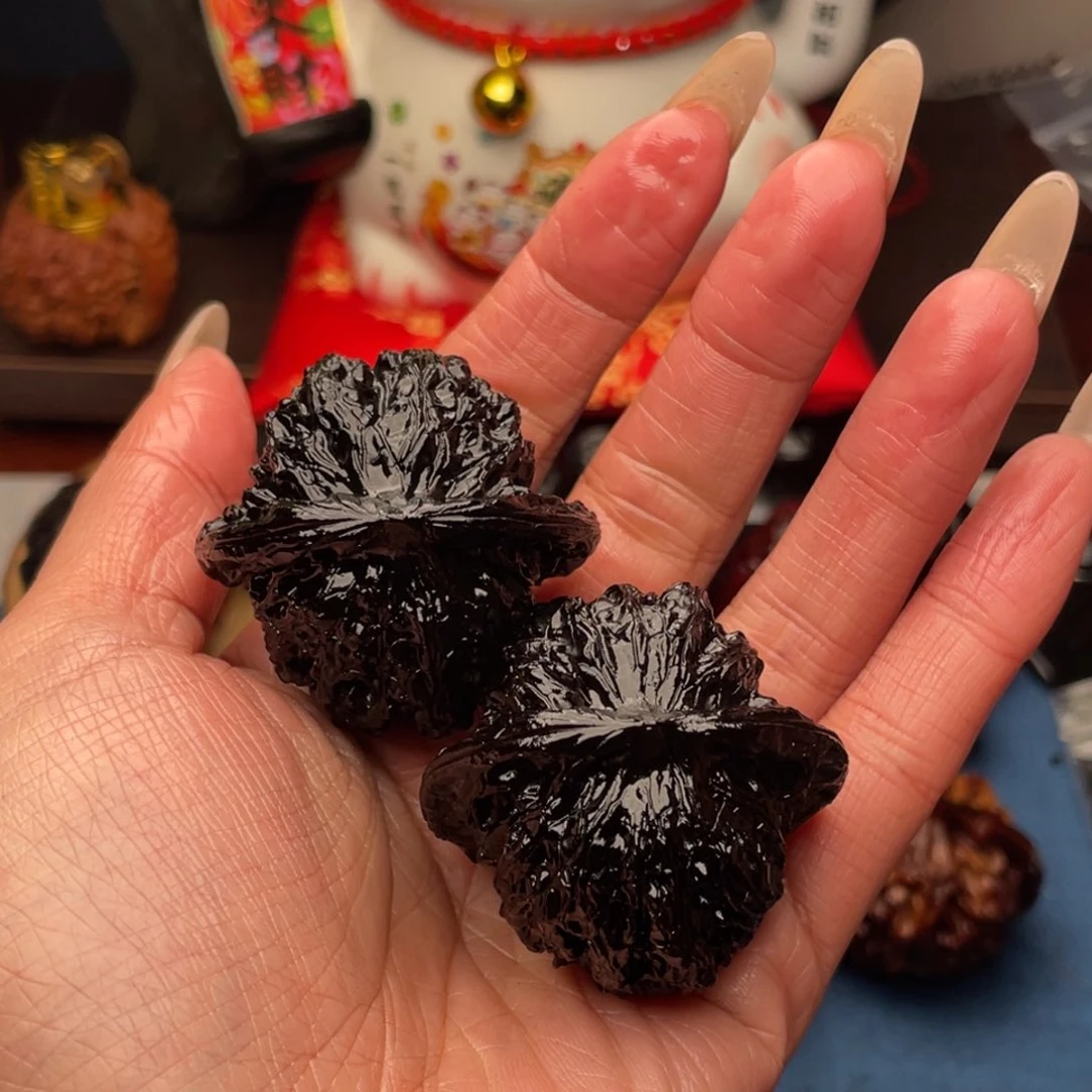 吊坠文玩核桃血麒麟