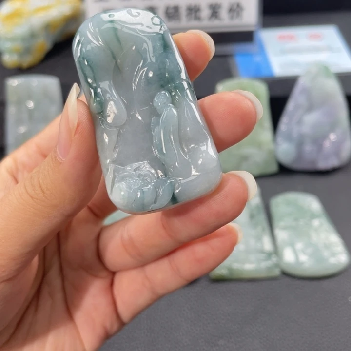 颈饰未镶嵌翡翠翡翠