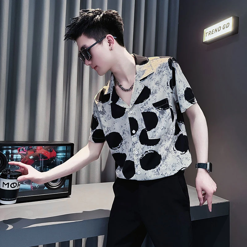 西装领衬衫男士短袖夏季薄款2025新款高级感男装上衣休闲花色衬衣