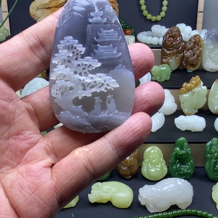 和田玉未镶嵌颈饰