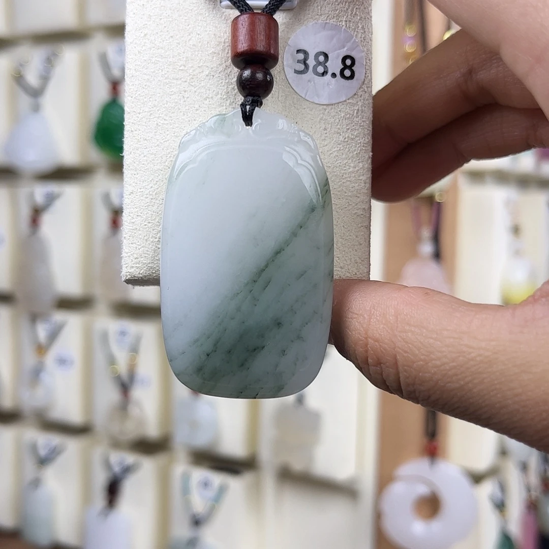 石英质玉未镶嵌吊坠(赠链)