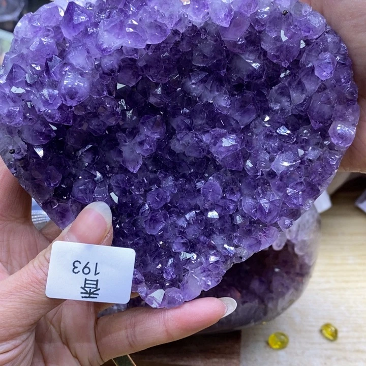 水晶大型摆件（非配饰）未镶嵌