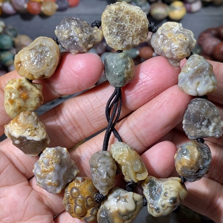 未镶嵌玛瑙/玉髓珠宝奇石