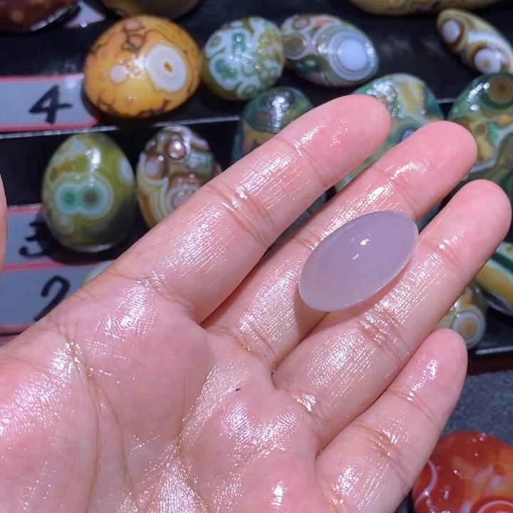 未镶嵌玛瑙/玉髓珠宝奇石用****0