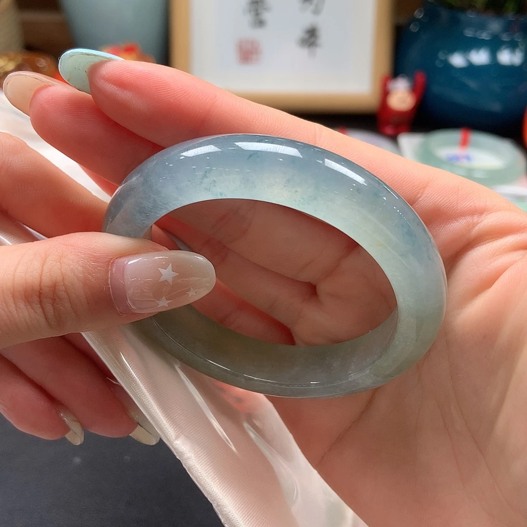 翡翠未镶嵌手镯冰蓝碎花61号